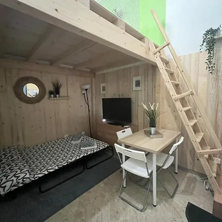 Little Loft 14 Vicino Il Centro Di Apartamento